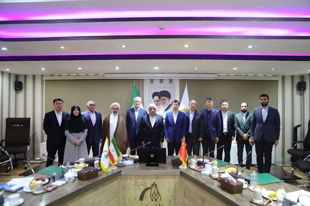 The visit of officials from Shanghai University, China to Tarbiat Modares University
